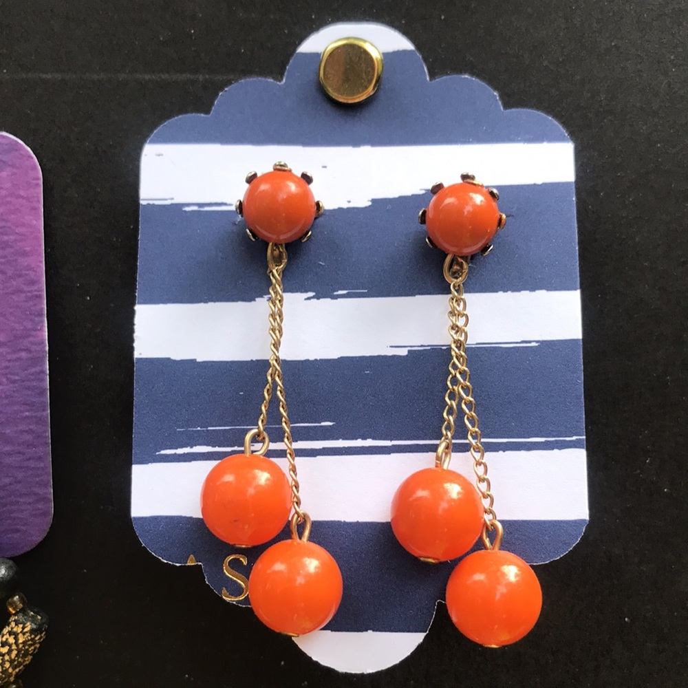 Dangling Earring Collection - Picture 10 of 12